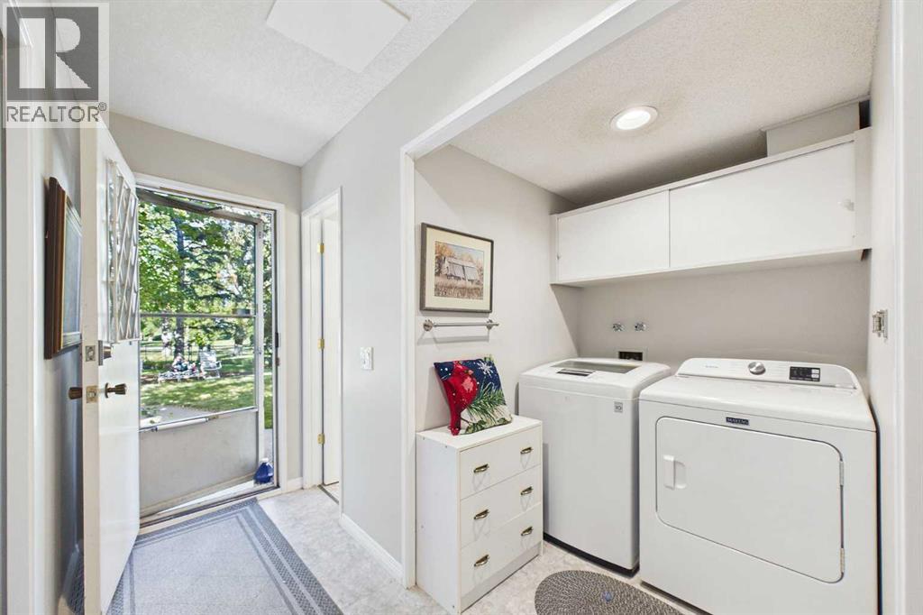 10716 Mapleshire Crescent SE - 15