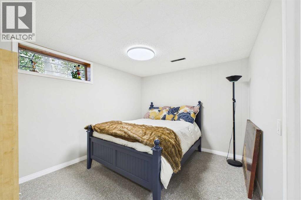 10716 Mapleshire Crescent SE - 24