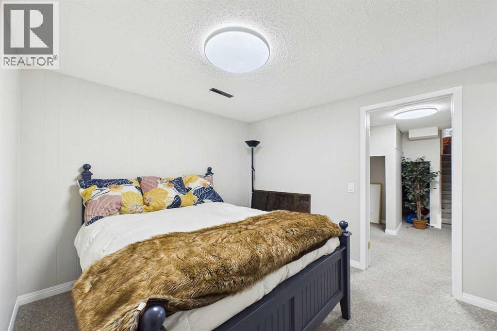 10716 Mapleshire Crescent SE - 25