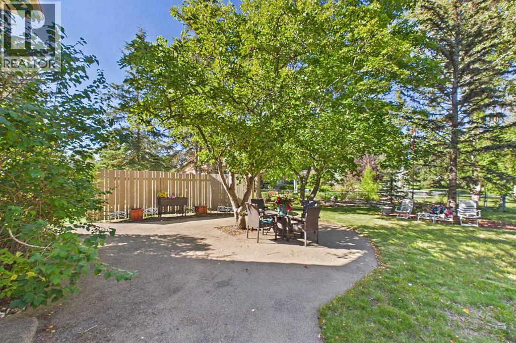 10716 Mapleshire Crescent SE - 29