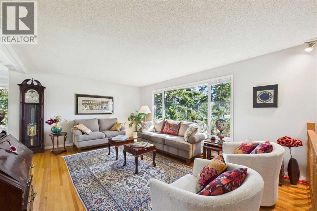 10716 Mapleshire Crescent SE - 4