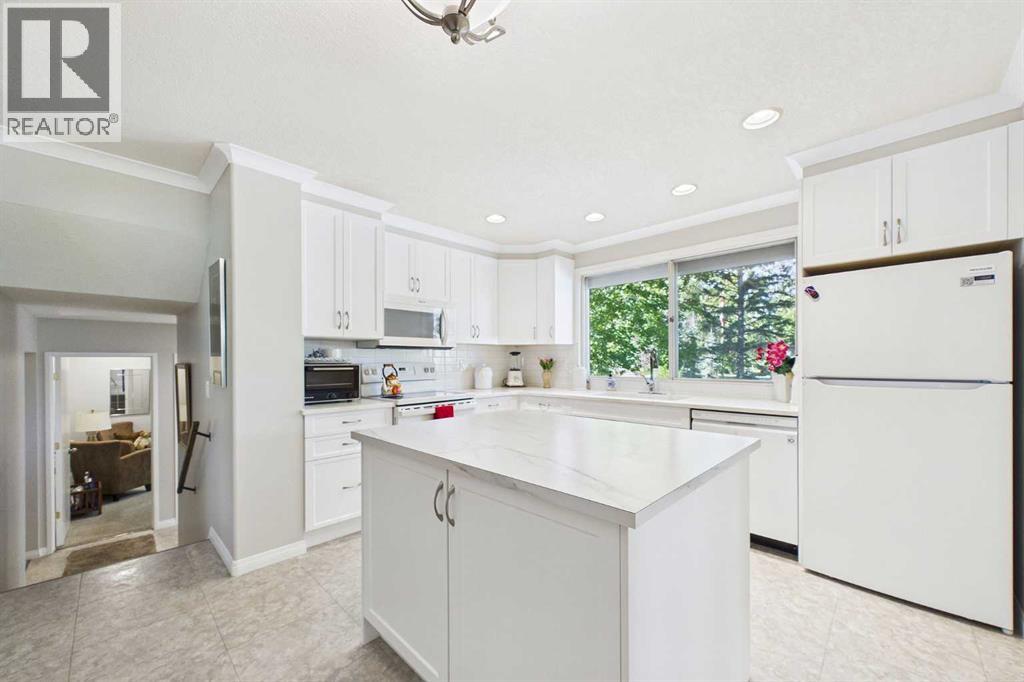 10716 Mapleshire Crescent SE - 9