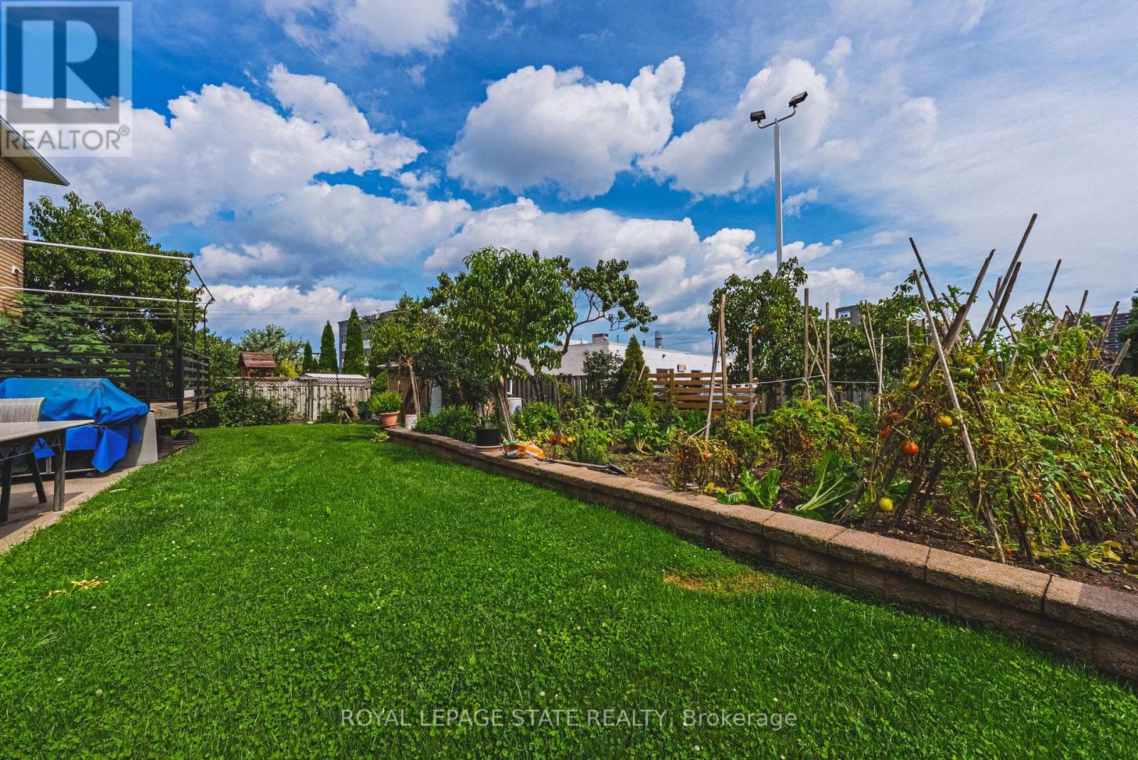 90 FAIRINGTON CRESCENT - Image 40