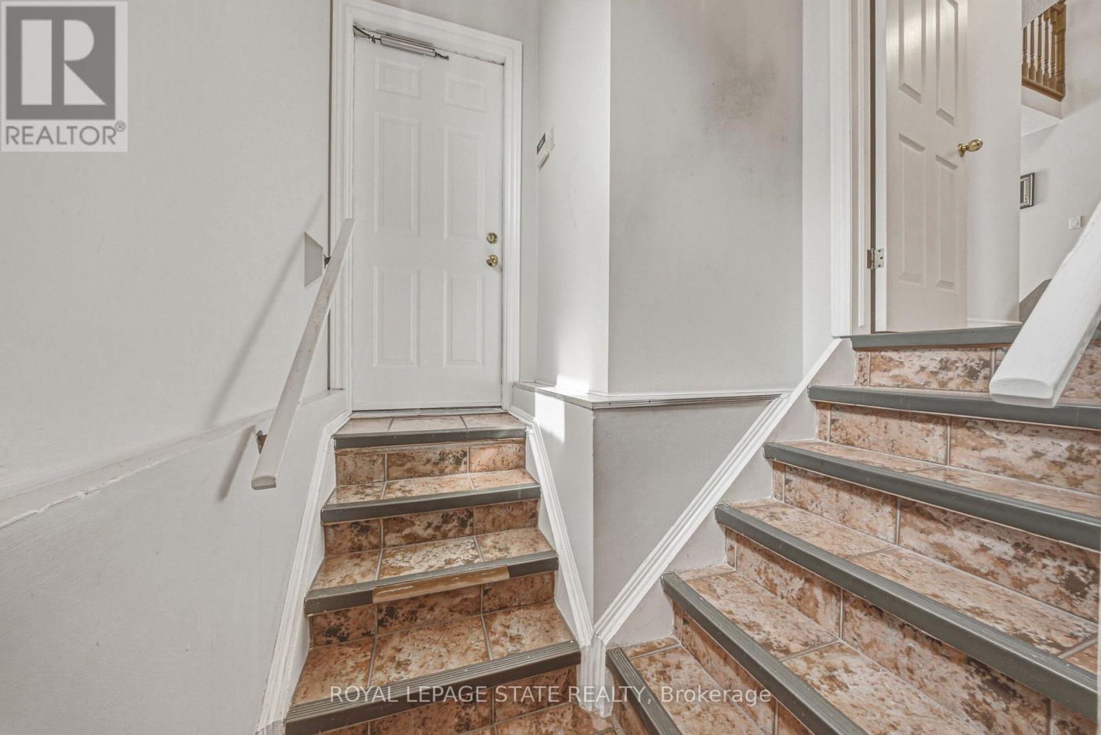 90 FAIRINGTON CRESCENT - Image 30