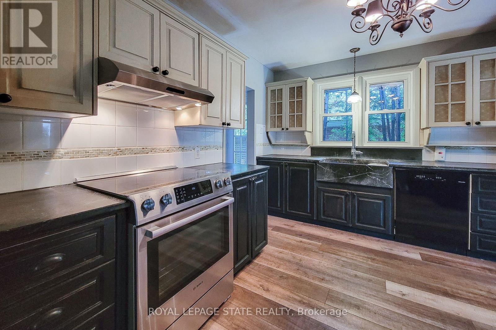 1359 MOUNTAIN GROVE AVENUE - 15