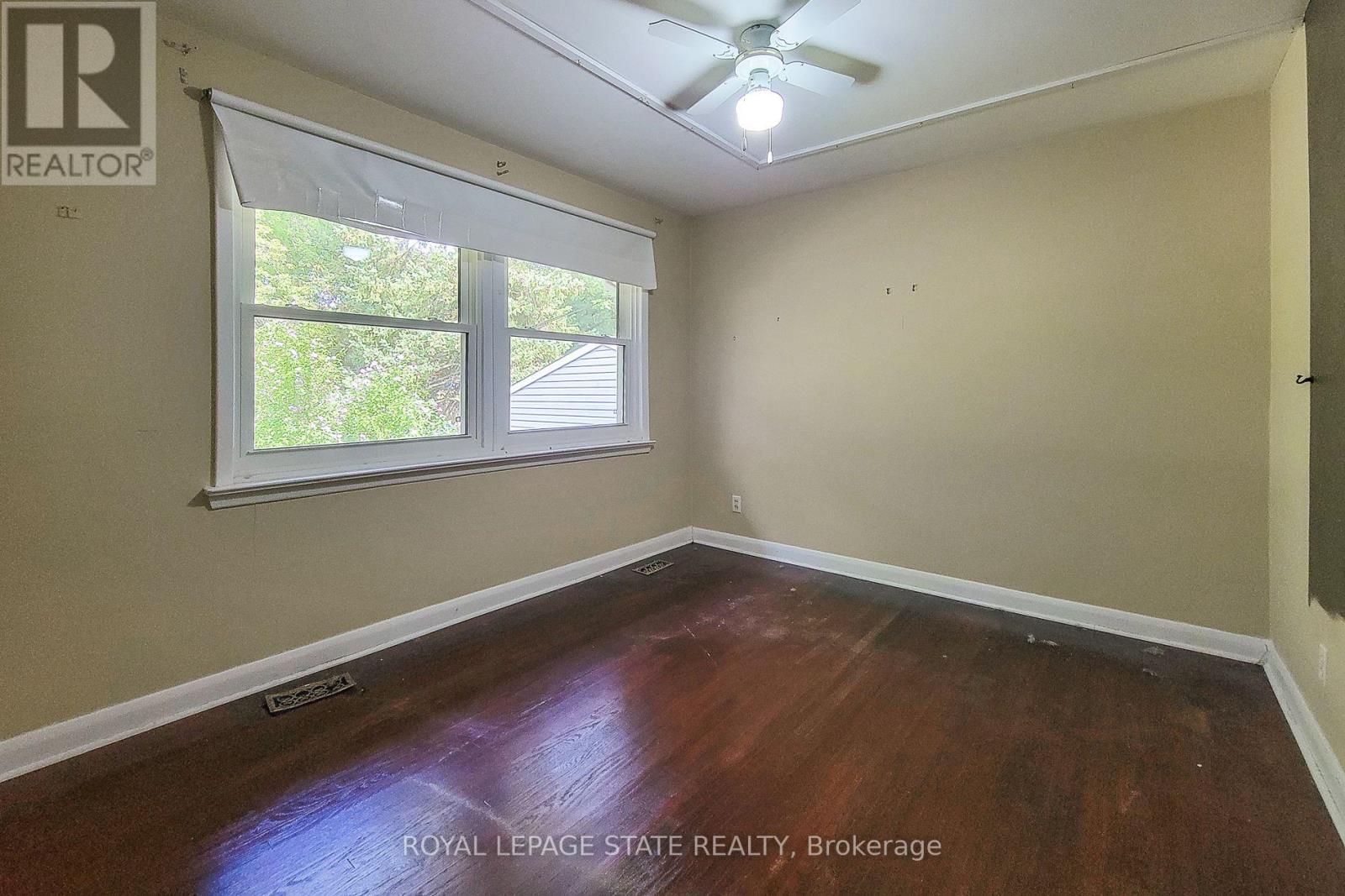 1359 MOUNTAIN GROVE AVENUE - 21