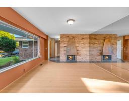 Foyer - 9725 Juniper Street, Chilliwack Proper East, Chilliwack, BC V2P5J2 Photo 11