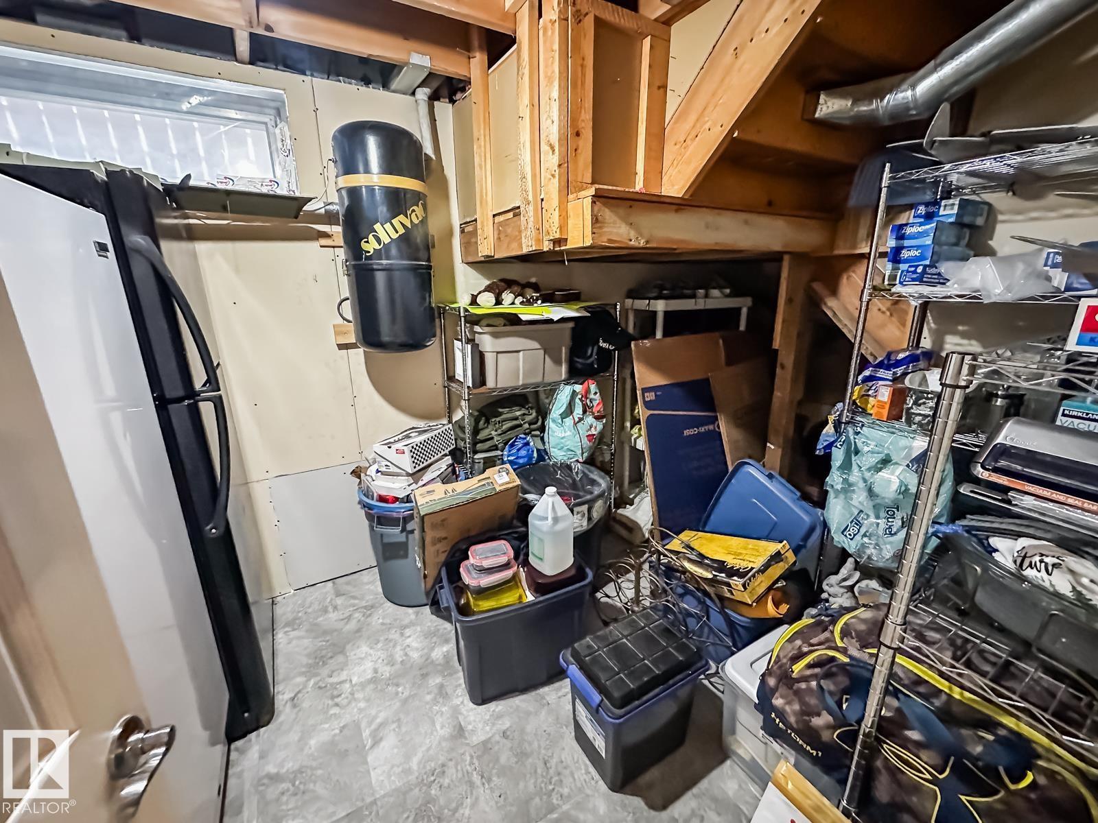6811 40 AV NW - 35