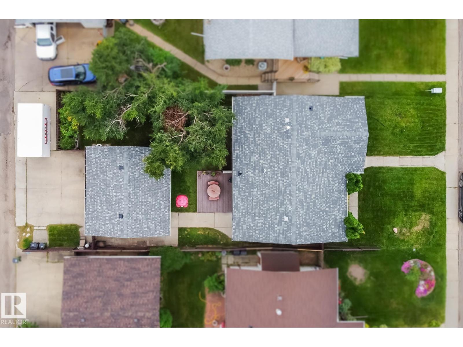 6811 40 AV NW - 45