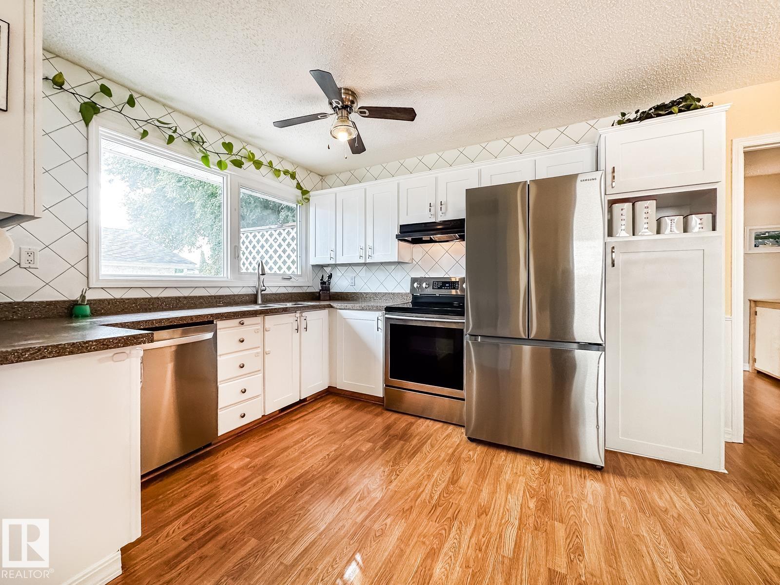 6811 40 AV NW - 9