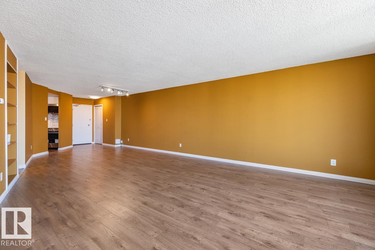 #1307 10045 117 ST NW - 11