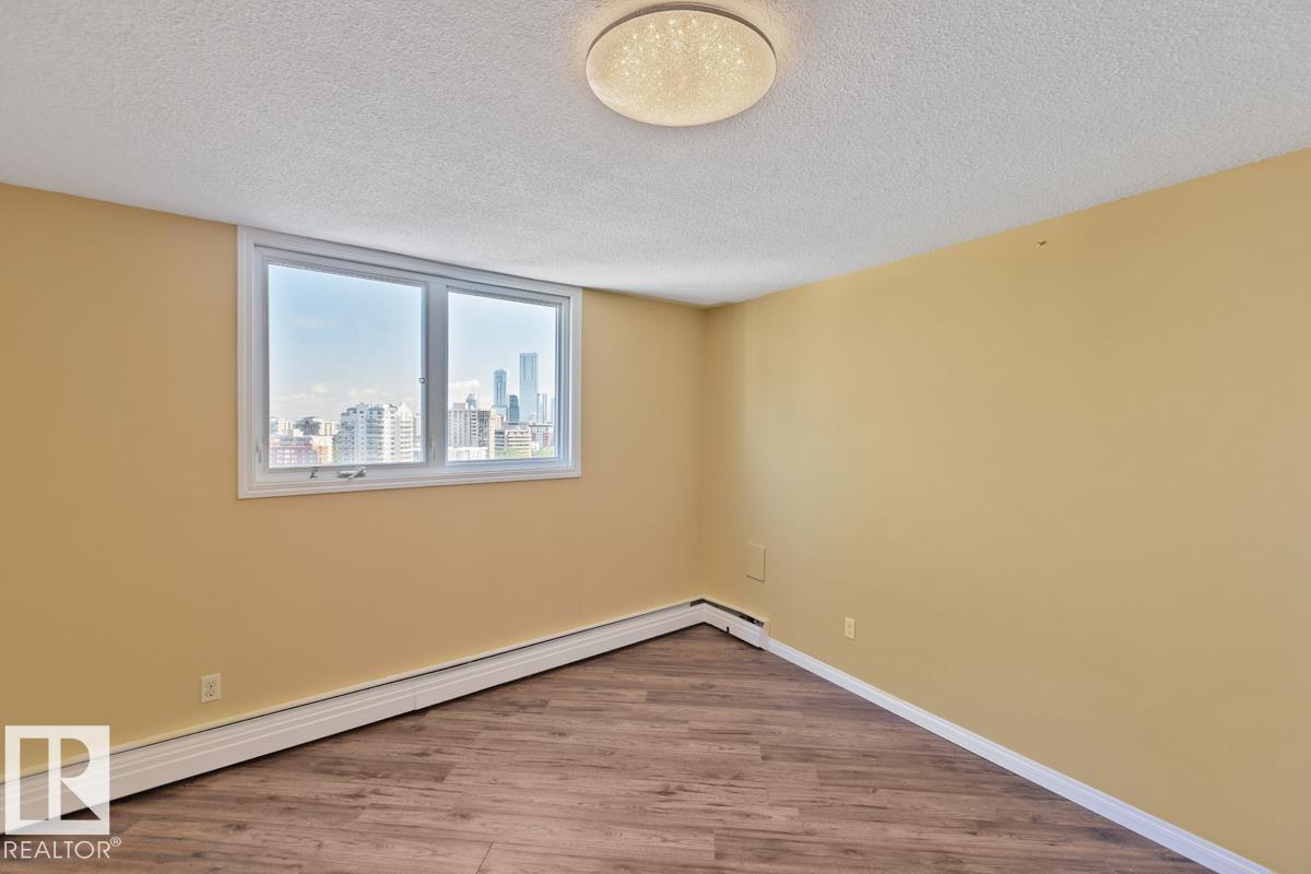 #1307 10045 117 ST NW - 16