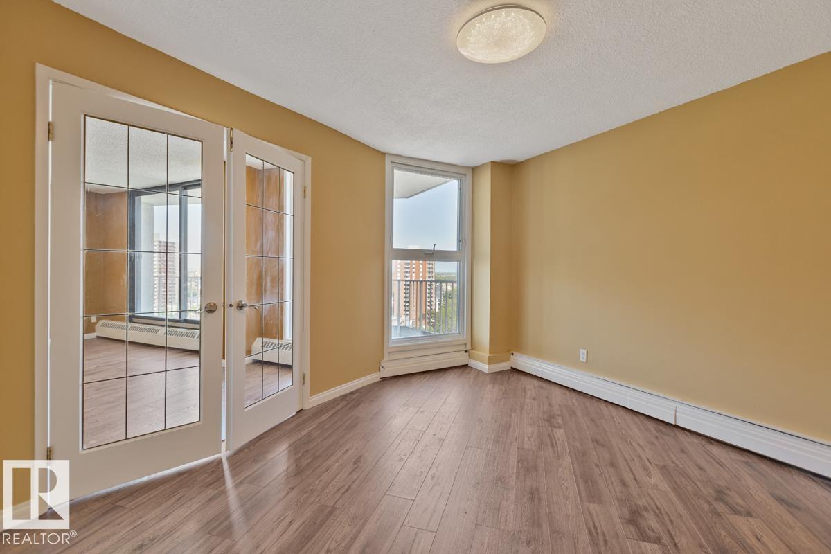 #1307 10045 117 ST NW - Image 17