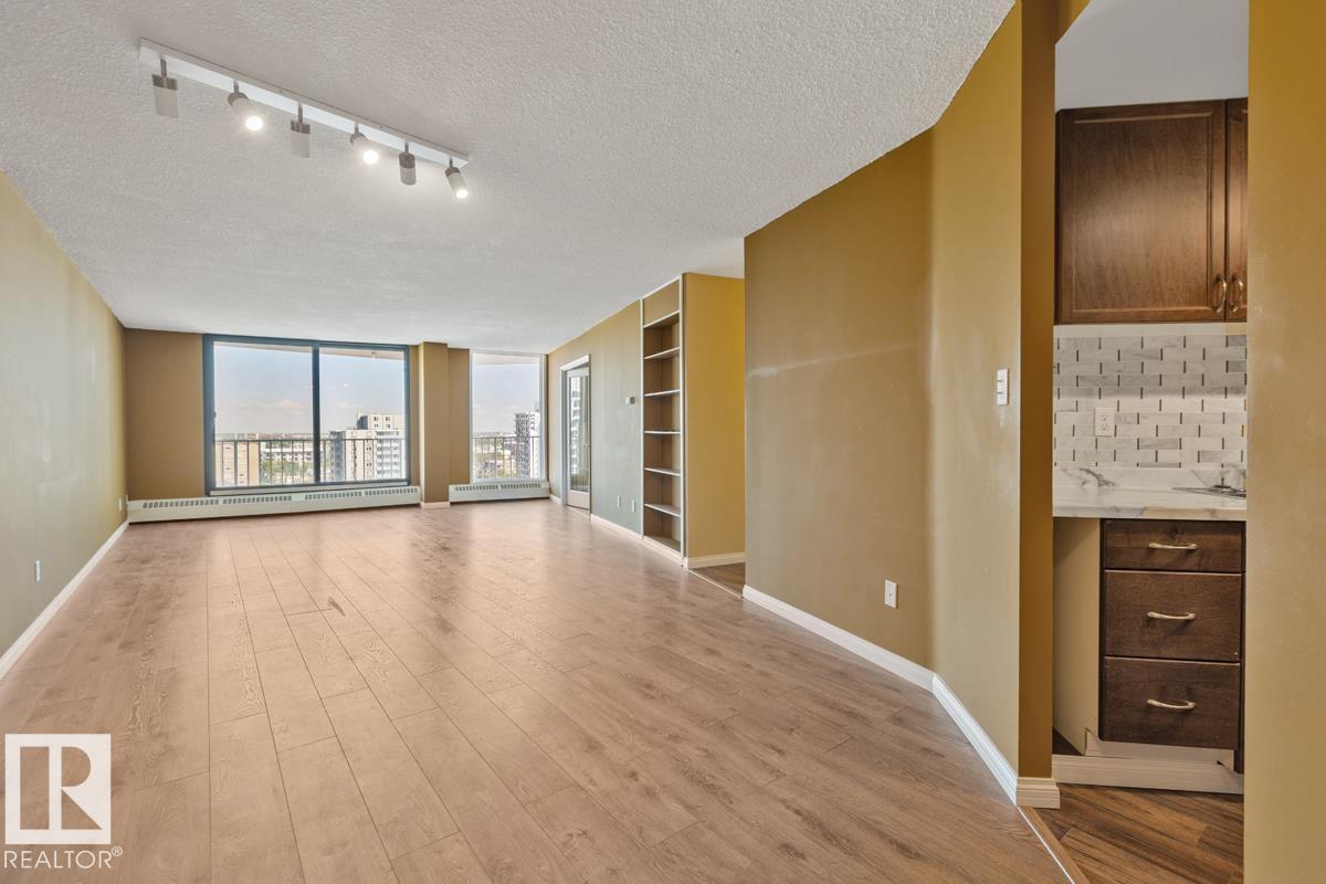 #1307 10045 117 ST NW - Image 6