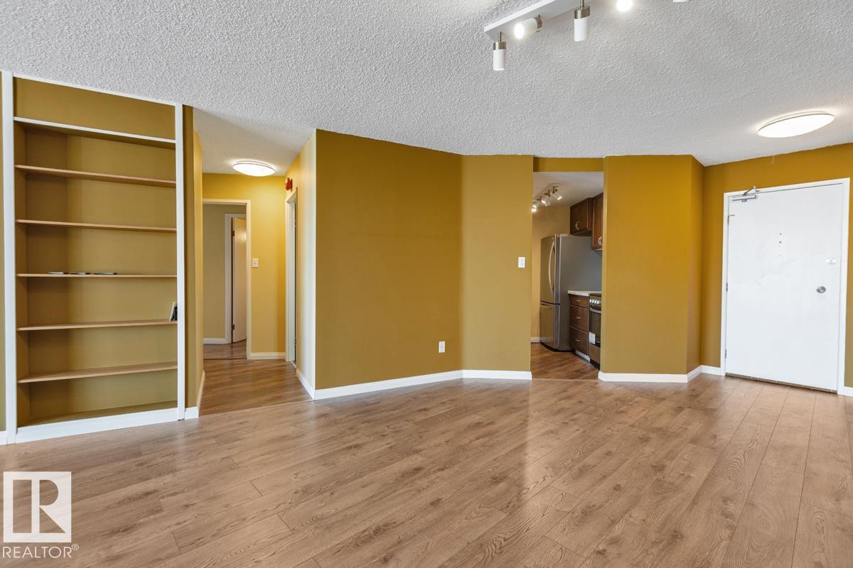 #1307 10045 117 ST NW - 9