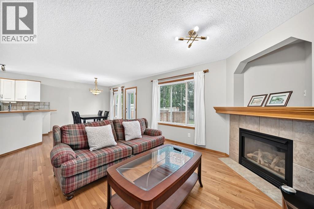 234 Somerglen Way SW - 9