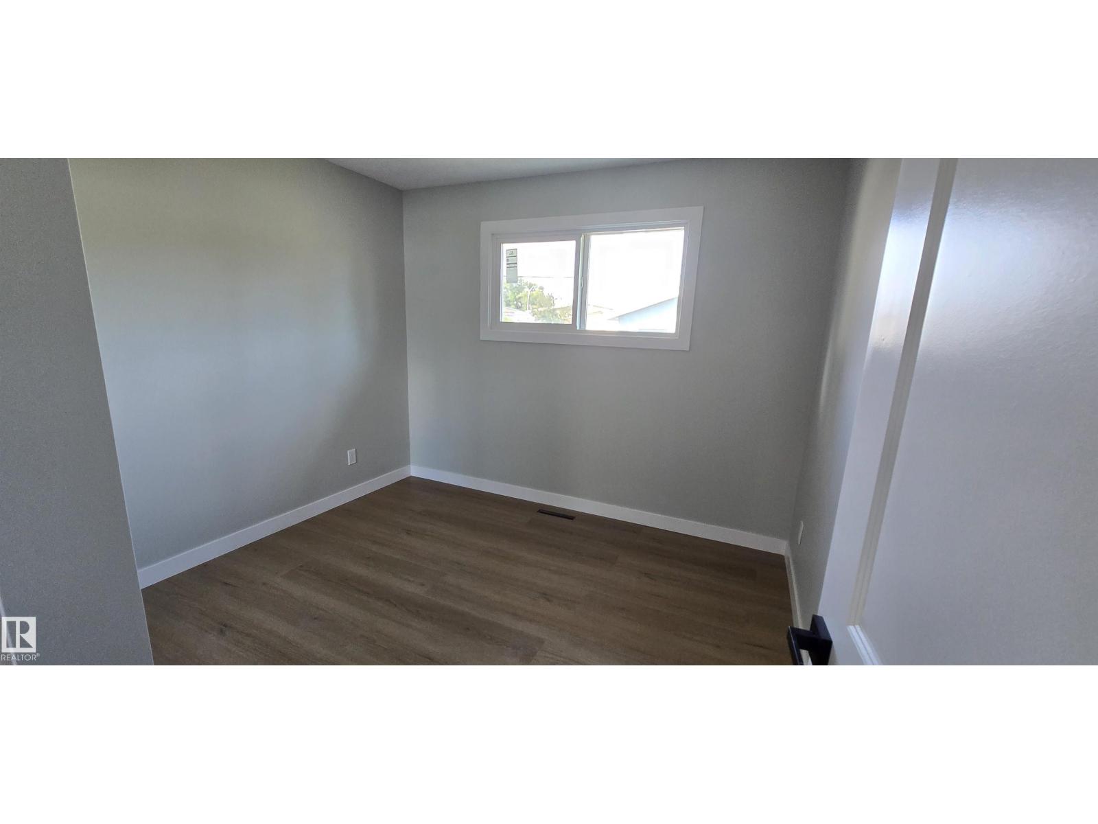 13812 63 ST NW - 17