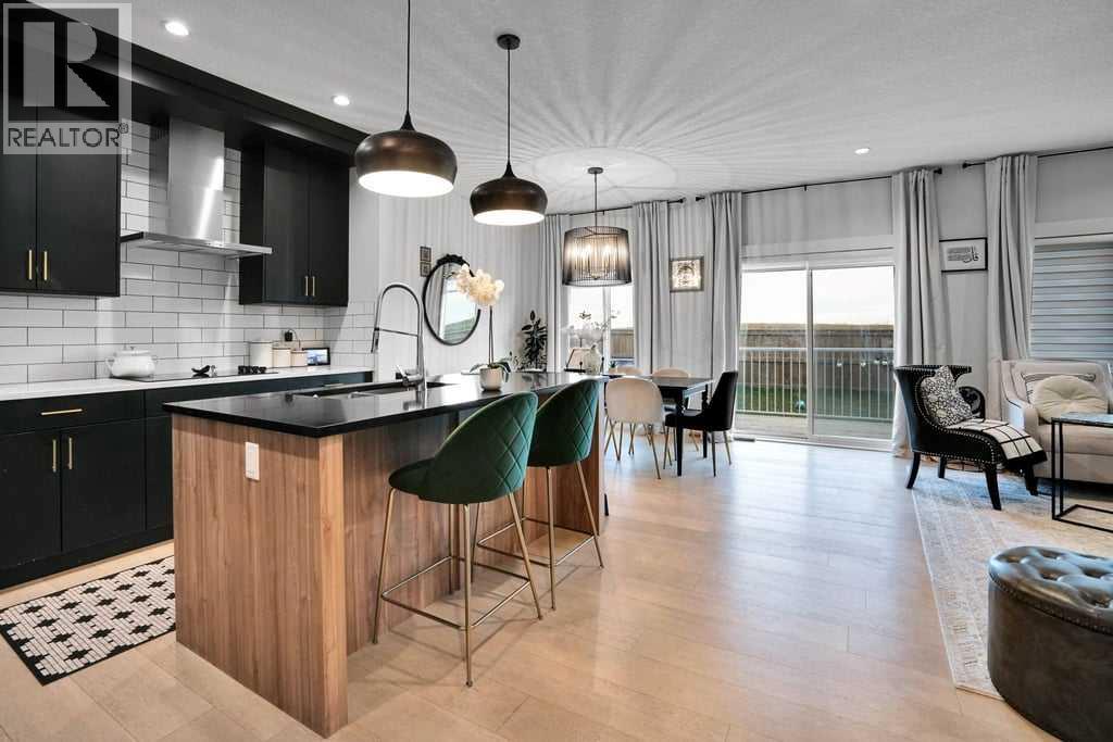 145 Corner Meadows Way NE - 14