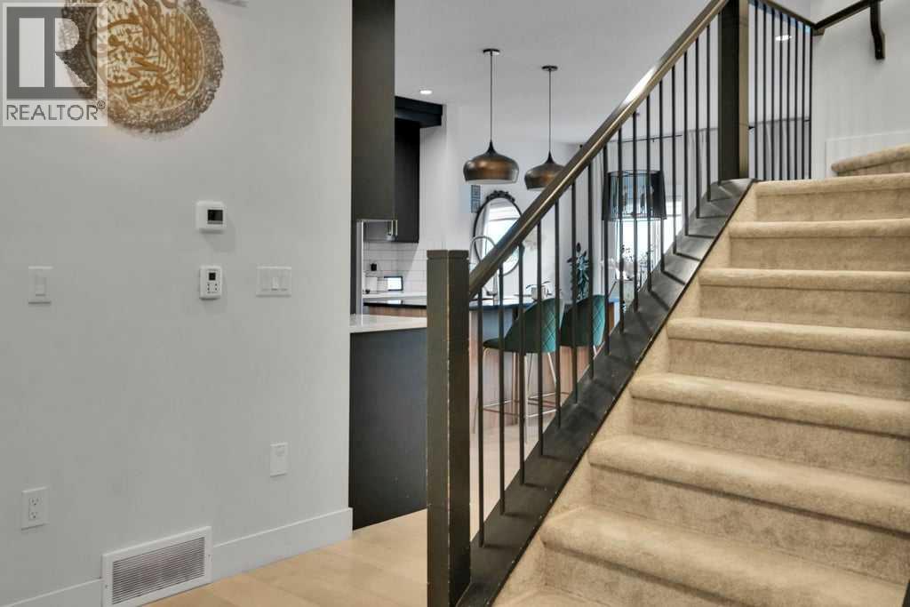 145 Corner Meadows Way NE - 7