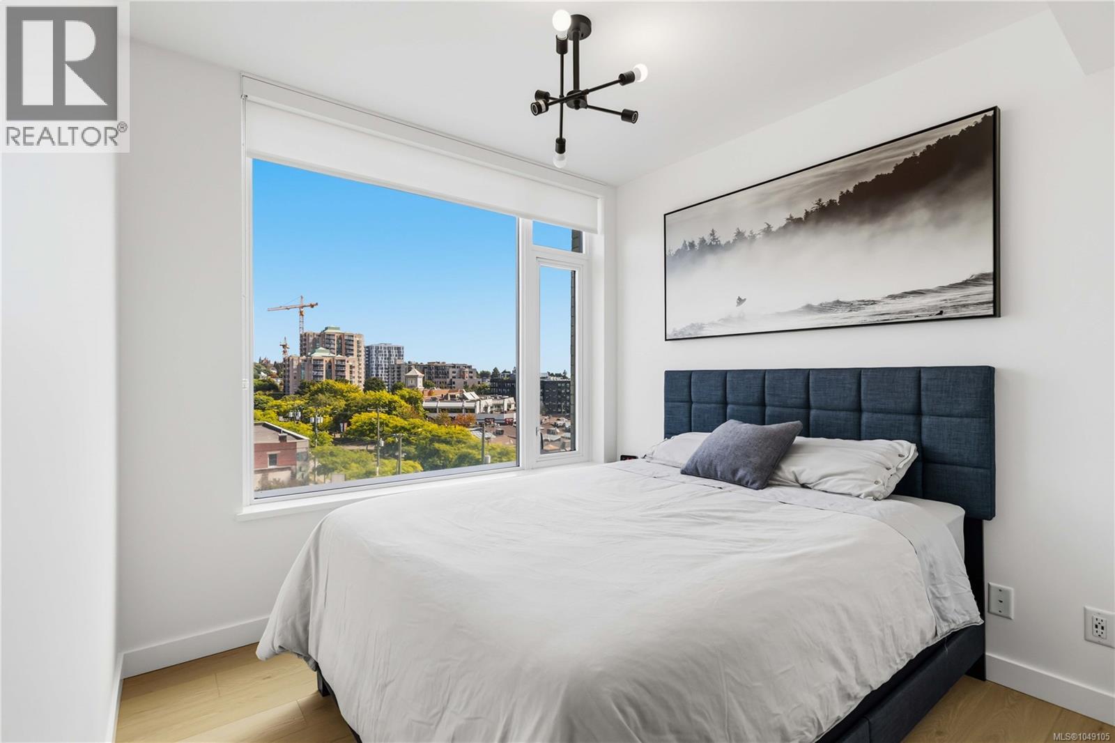 #706 848 Yates St - 12
