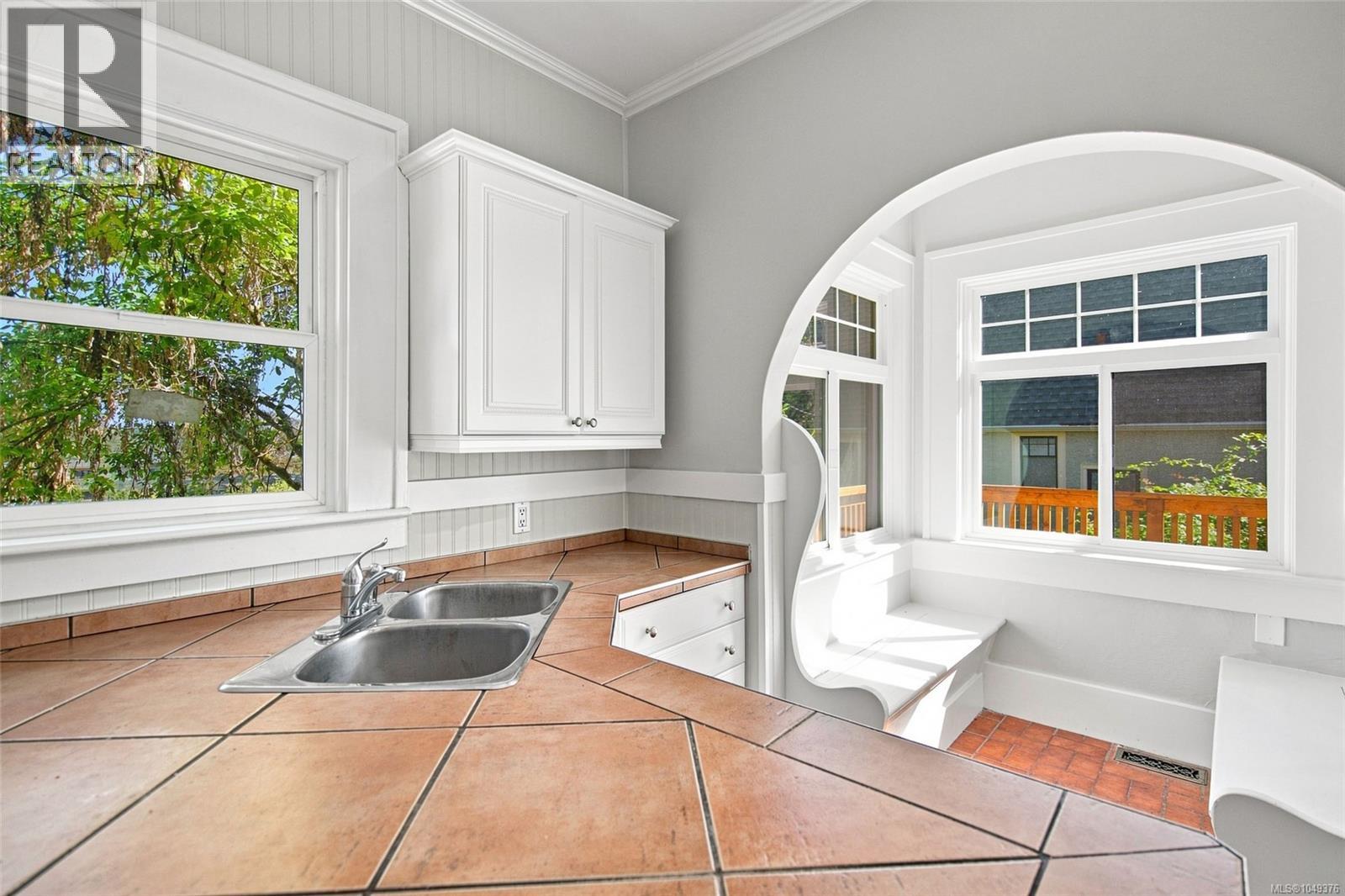 135 Townsite Rd - Image 42