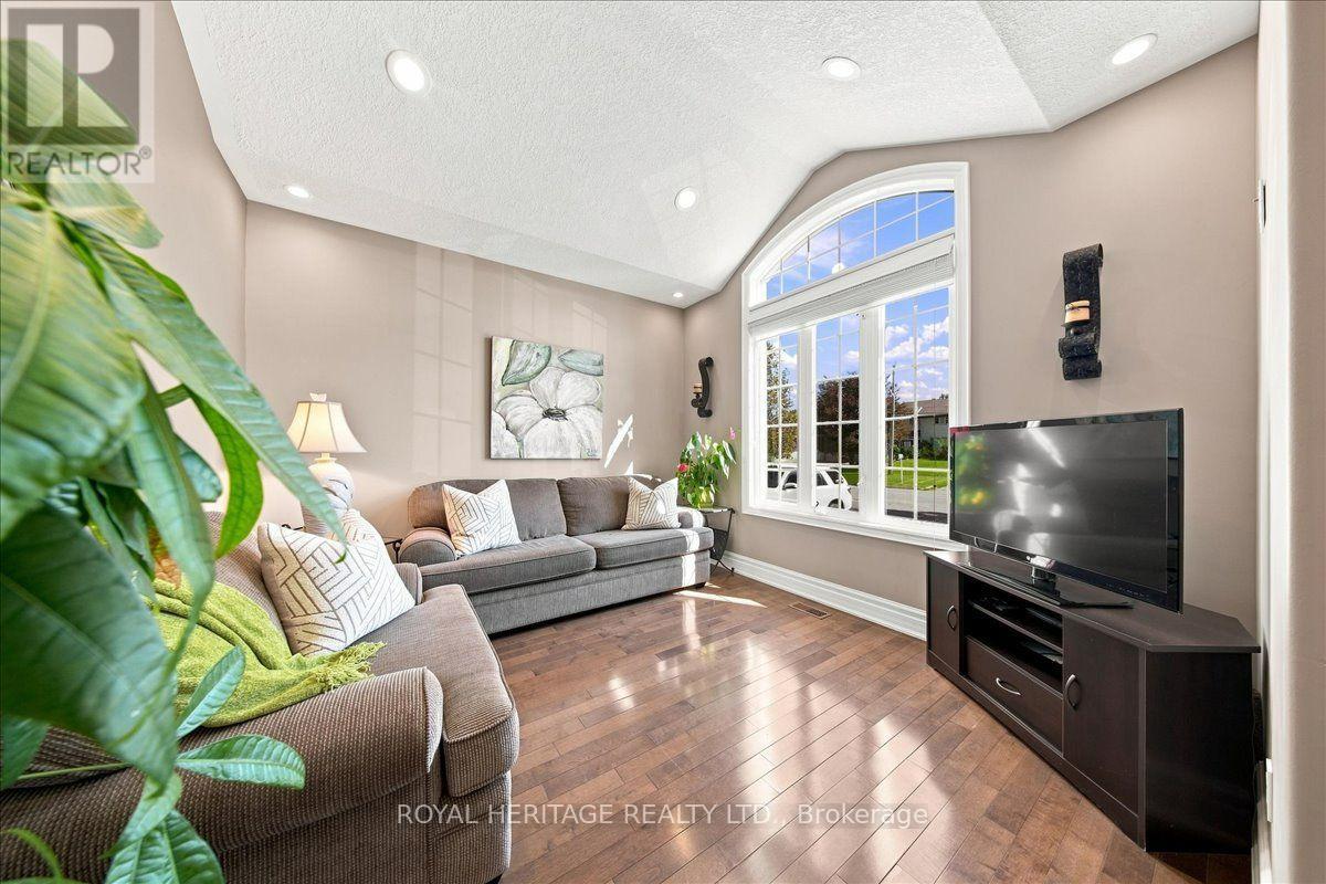 840 STEVENSON ROAD, Oshawa (Northglen) — photo 8
