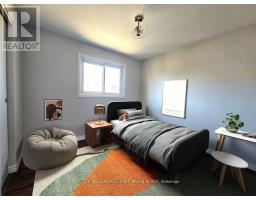 Main - 976 Timmins Gardens, Pickering, ON L1W2L2 Photo 10