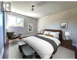 Bedroom 3 - Main - 976 Timmins Gardens, Pickering, ON L1W2L2 Photo 6
