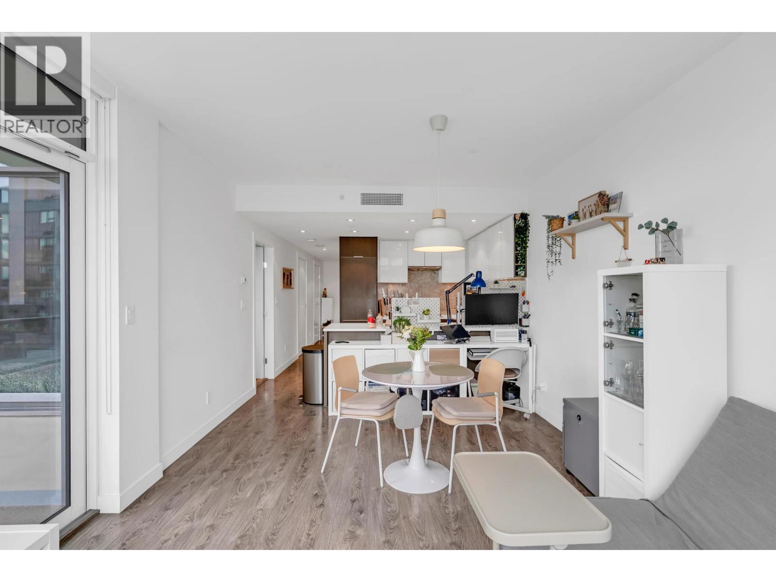 908 110 SWITCHMEN ST, Vancouver — photo 3