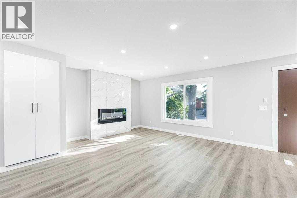 3239 Dovercliife Road SE - 2