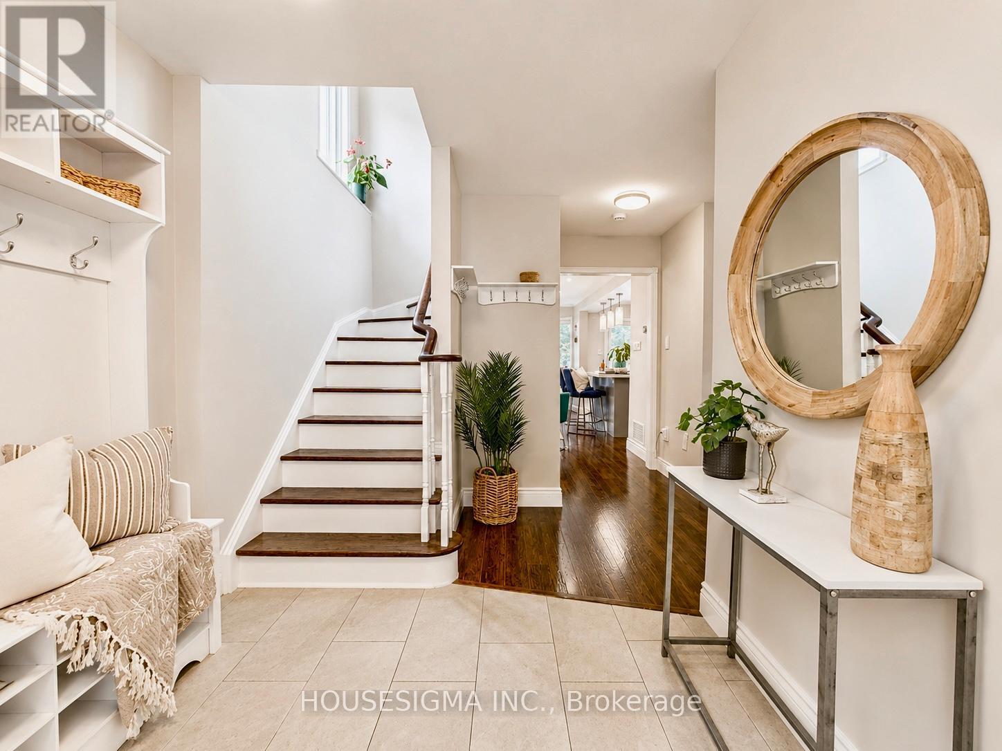 114 ZACHARY PLACE, Whitby (Brooklin) — photo 3