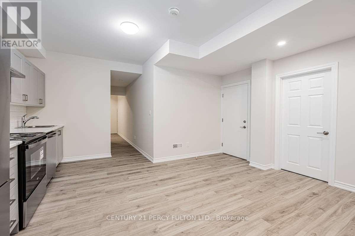 77 BARKERVILLE DRIVE, Whitby — photo 6