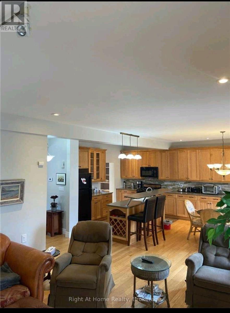 MAIN - 40 PROSPECT STREET, Clarington (Bowmanville) — photo 4