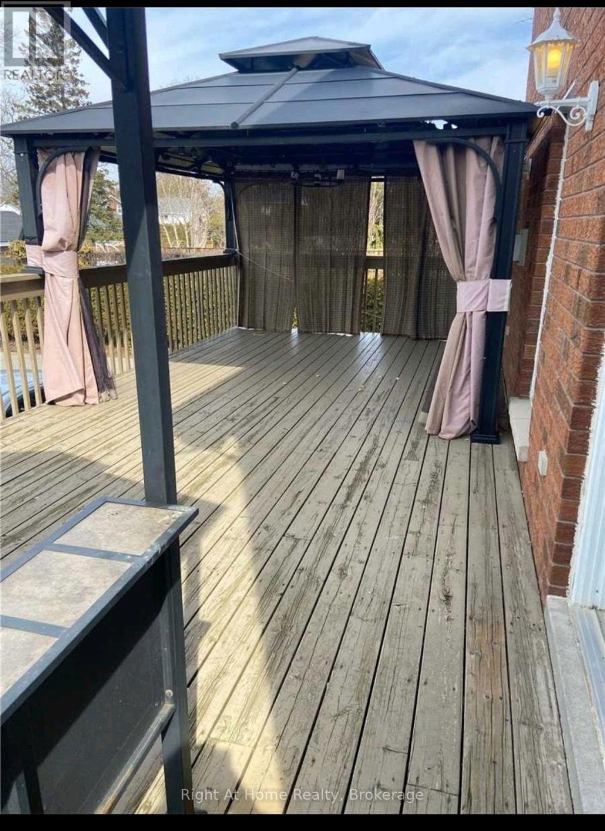 Main- 40 Prospect Street, Clarington, ON photo 15