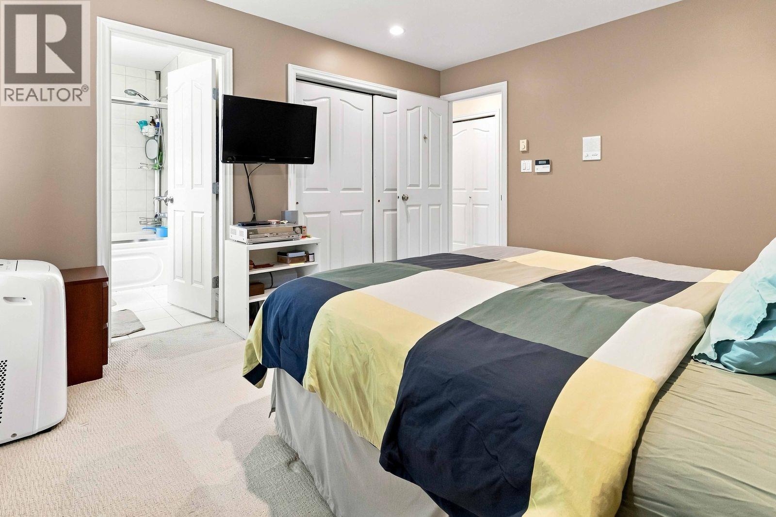 718 DELESTRE AVENUE, Coquitlam
