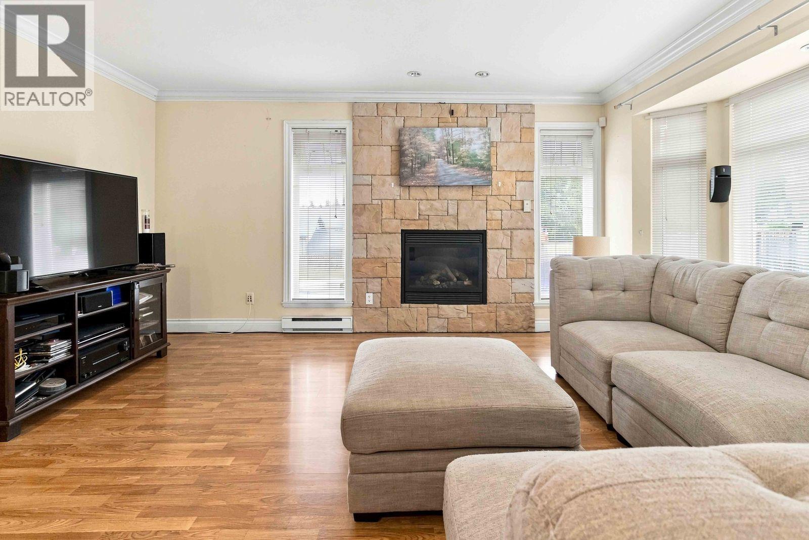 718 DELESTRE AVENUE, Coquitlam