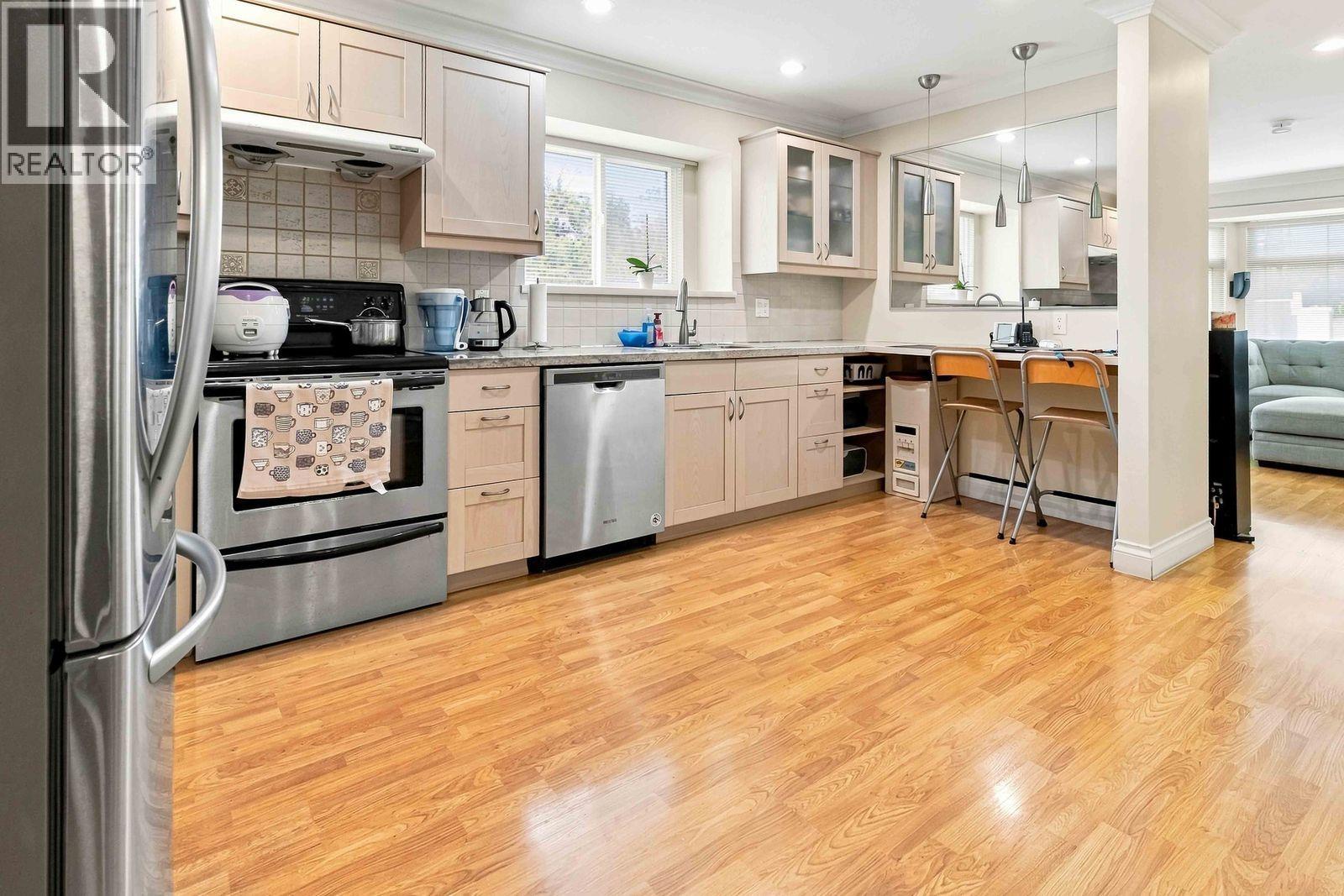 718 DELESTRE AVENUE, Coquitlam