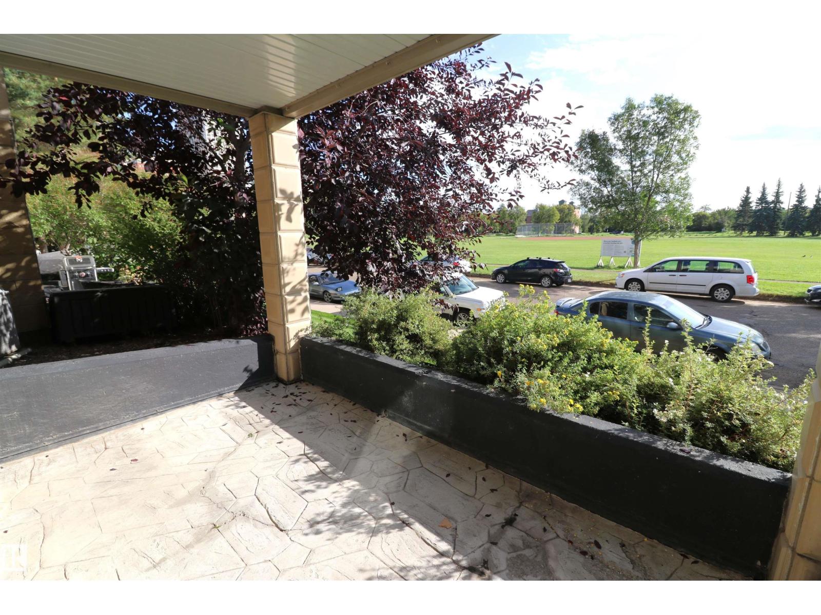 #103 9804 101 ST NW - Image 15