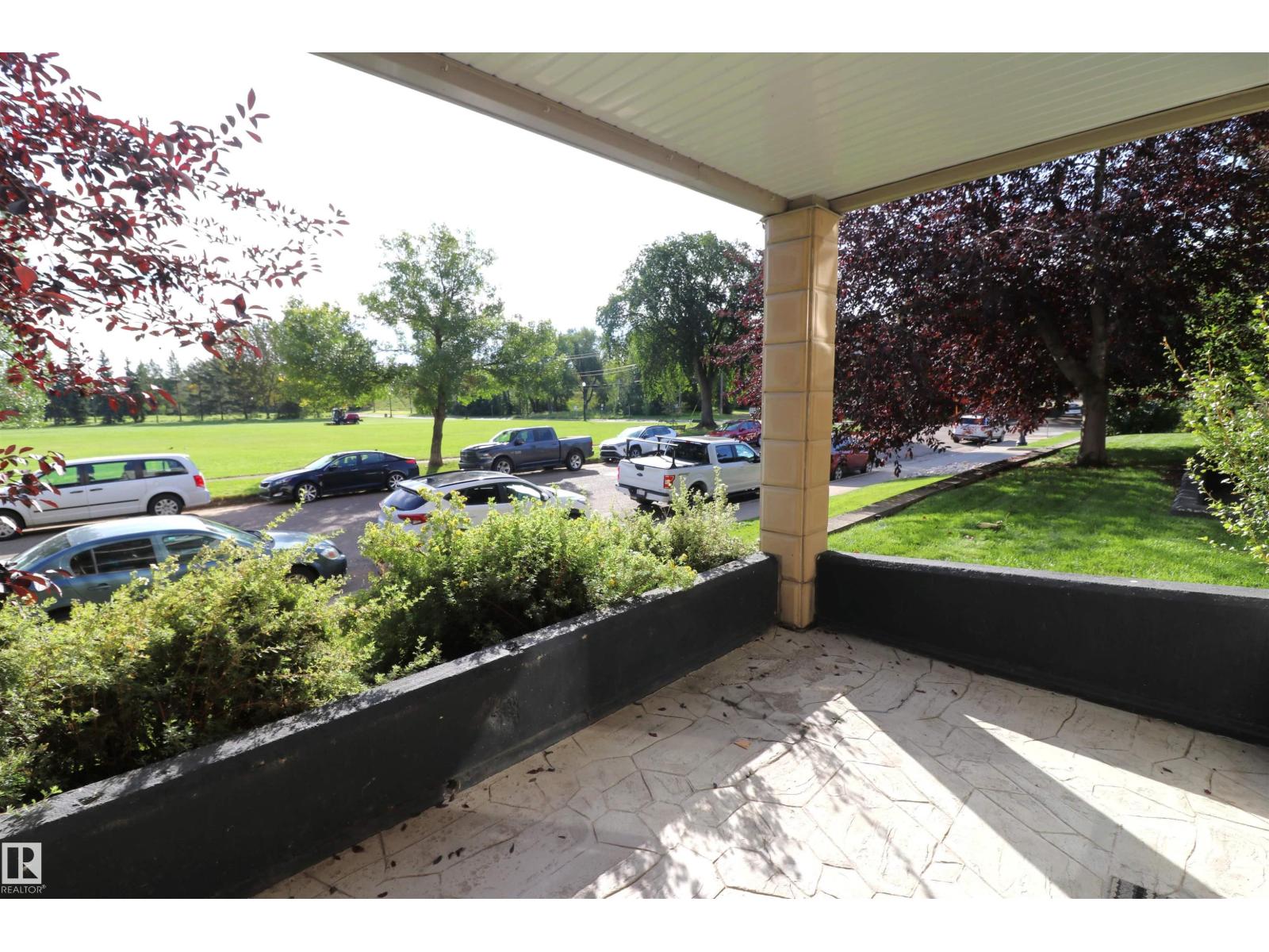 #103 9804 101 ST NW - Image 16