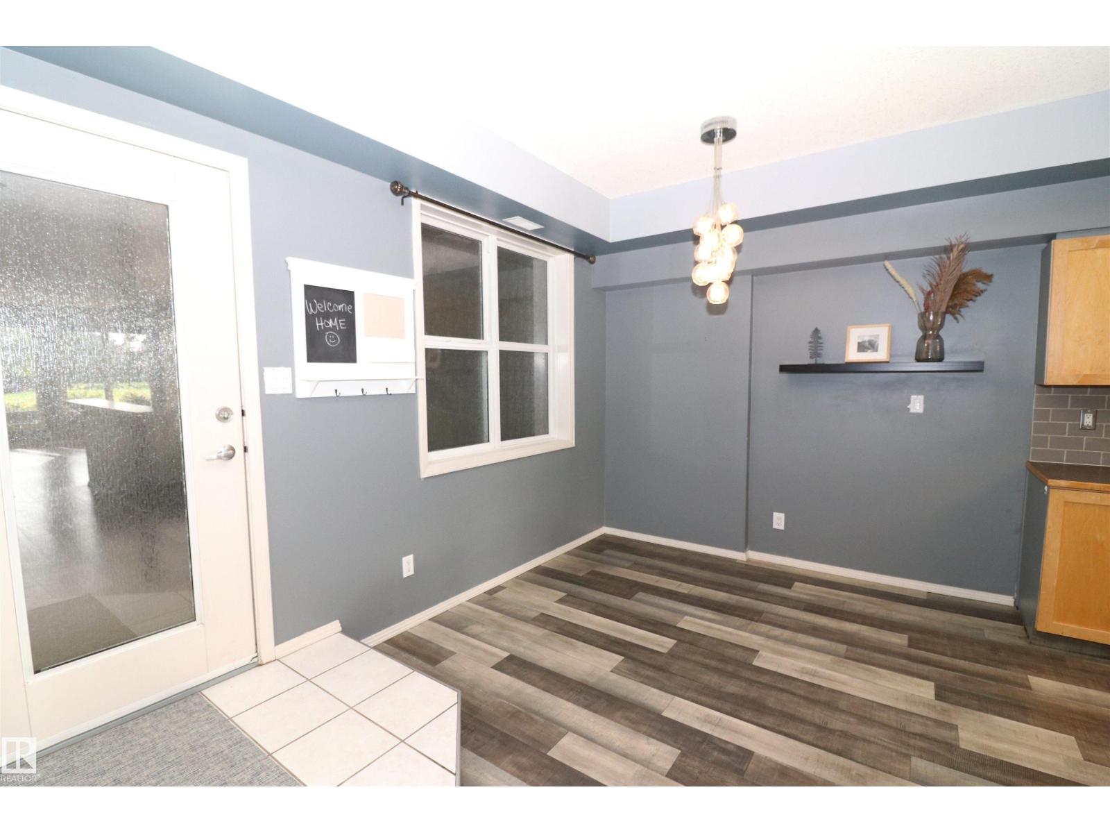 #103 9804 101 ST NW, Rossdale, Edmonton photo 3