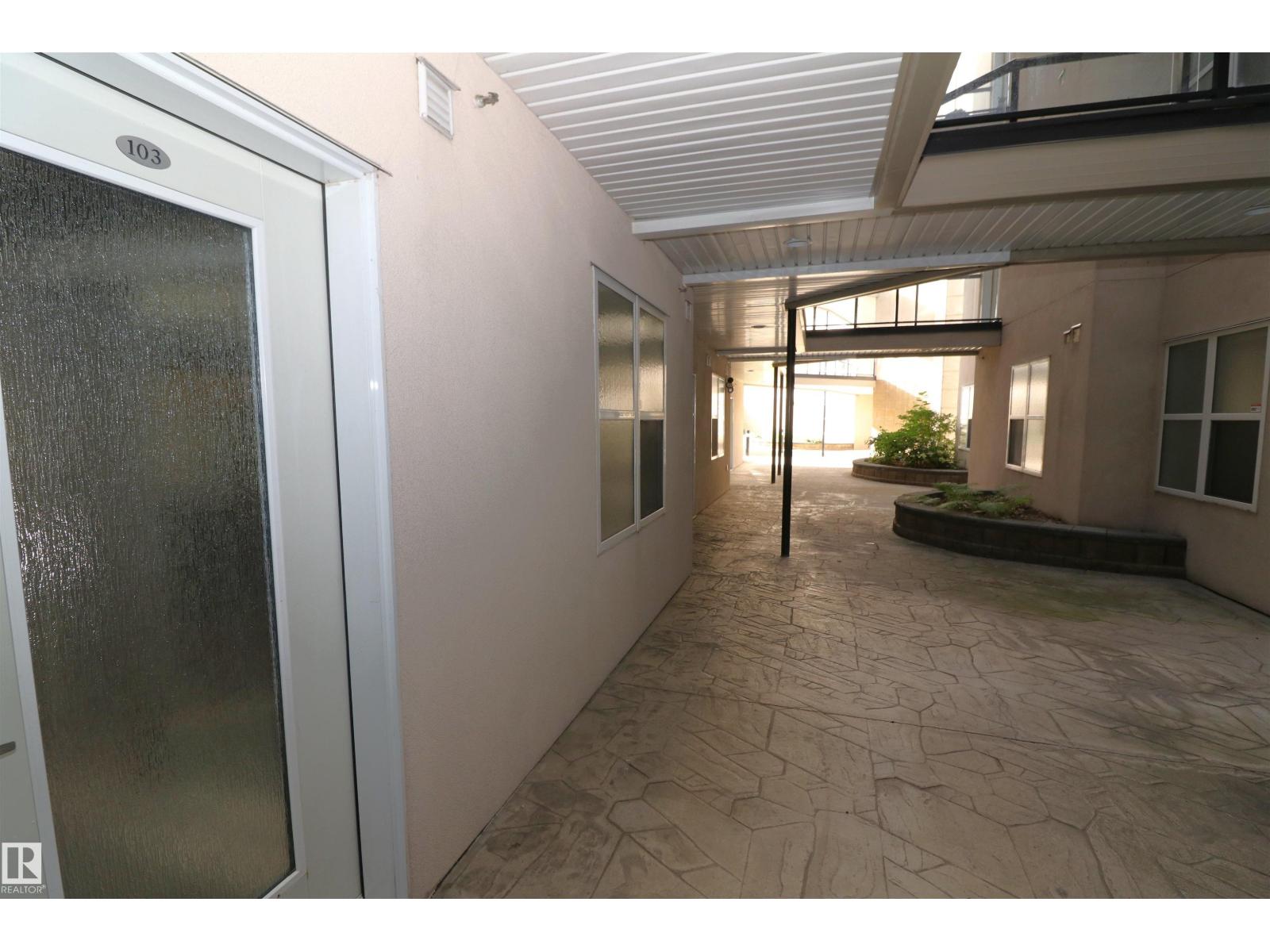 #103 9804 101 ST NW - Image 32