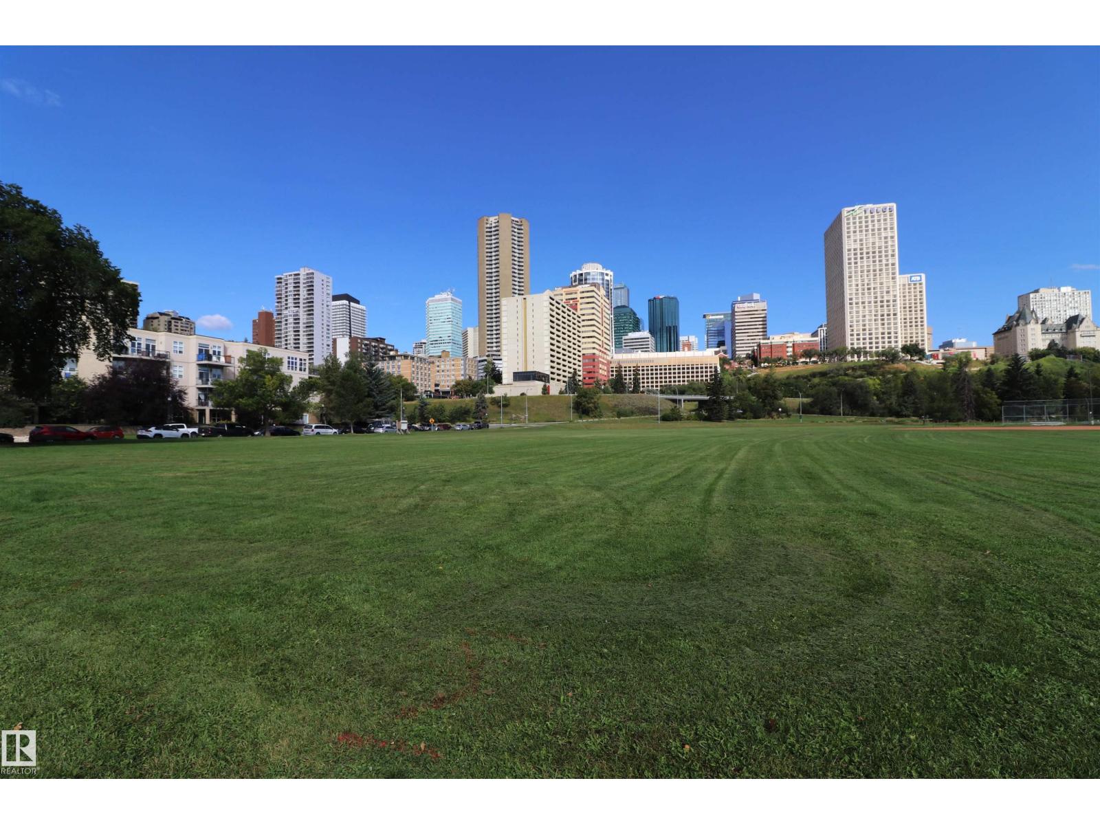 #103 9804 101 ST NW - Image 40