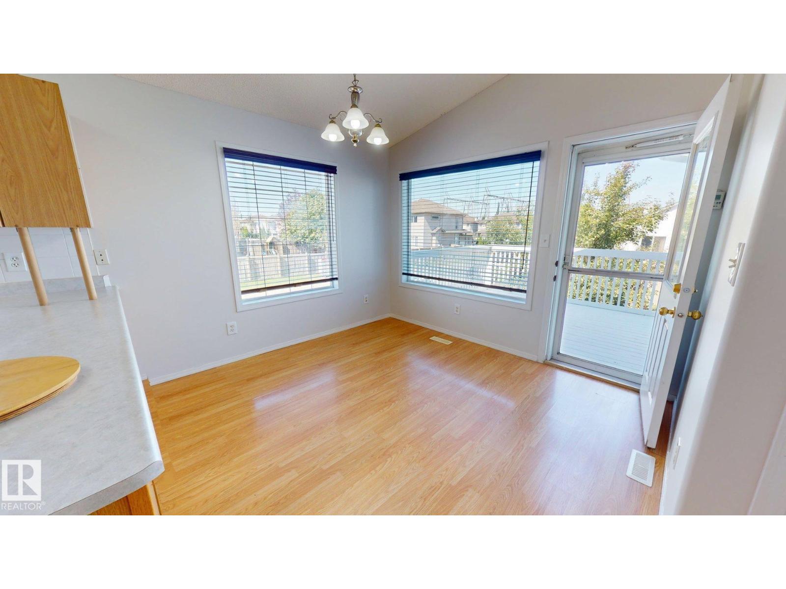7936 3 AV SW, Ellerslie, Edmonton photo 5