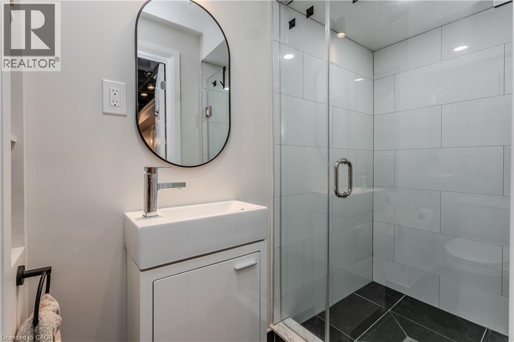 #9 5411 LAKESHORE Road - Image 23