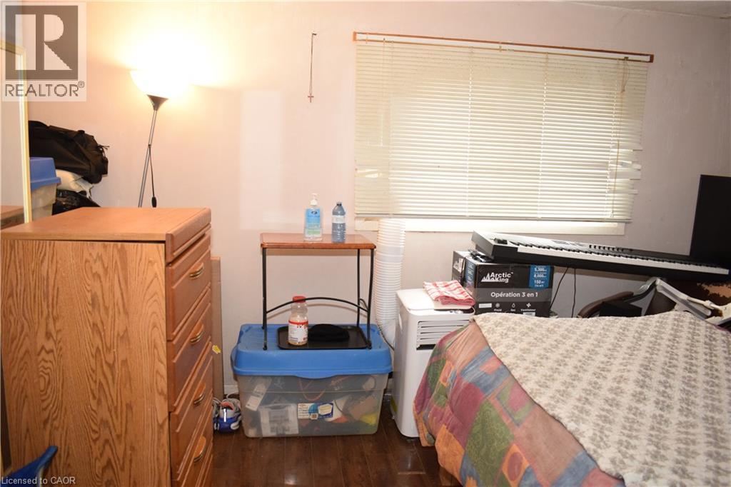 #1 249 CEDARBRAE Avenue - 19