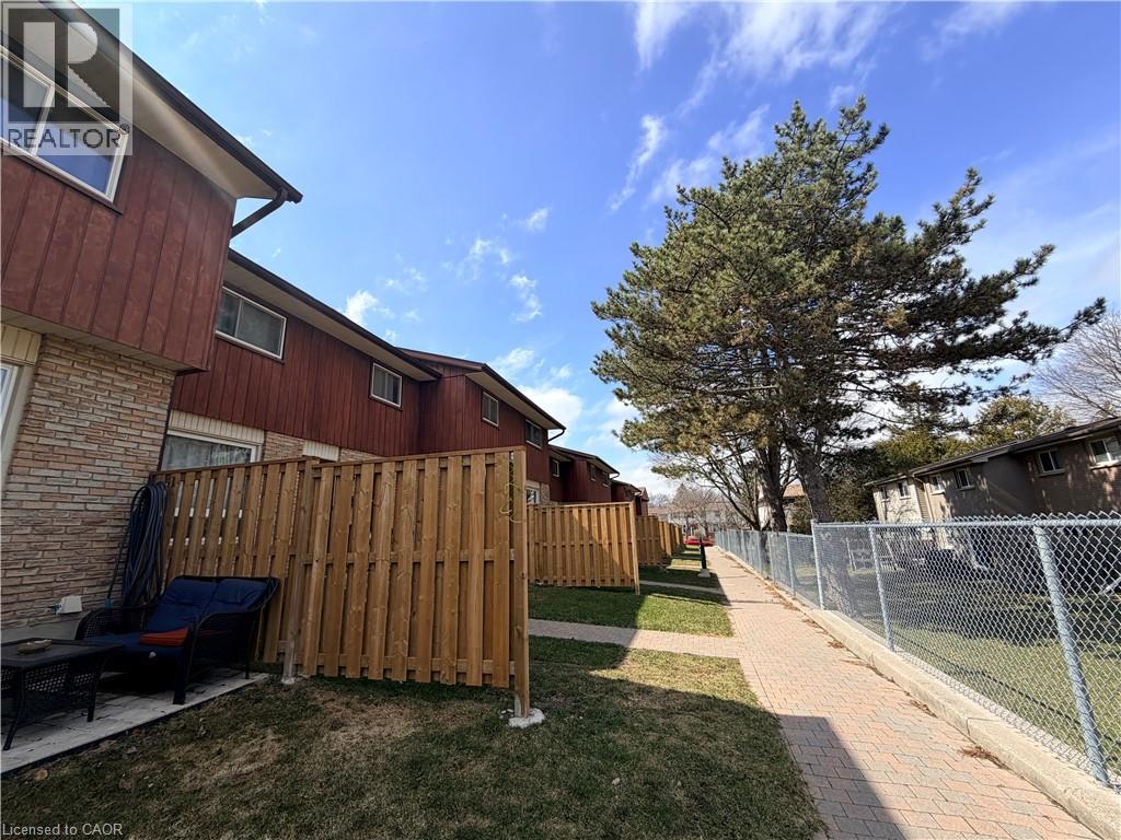 #1 249 CEDARBRAE Avenue - 5