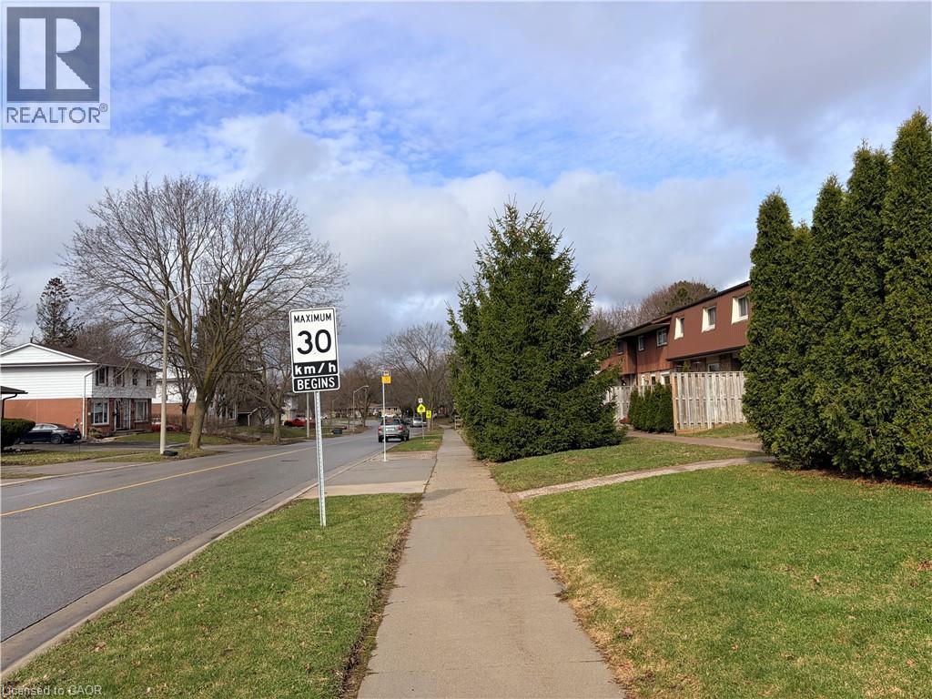 #1 249 CEDARBRAE Avenue - 29