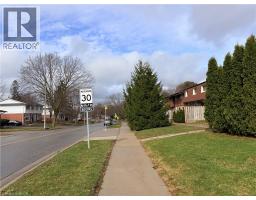 249 Cedarbrae Avenue Unit# 1, Waterloo, ON N2L4S8 Photo 29