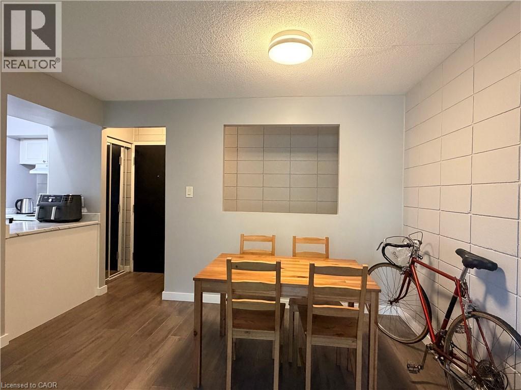 30 HICKORY Street E Unit# 115, Waterloo — photo 8