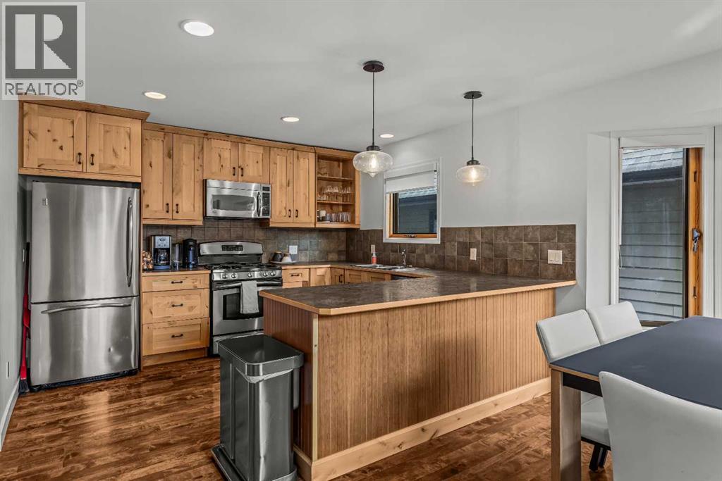 #4 822 5 Street - 14